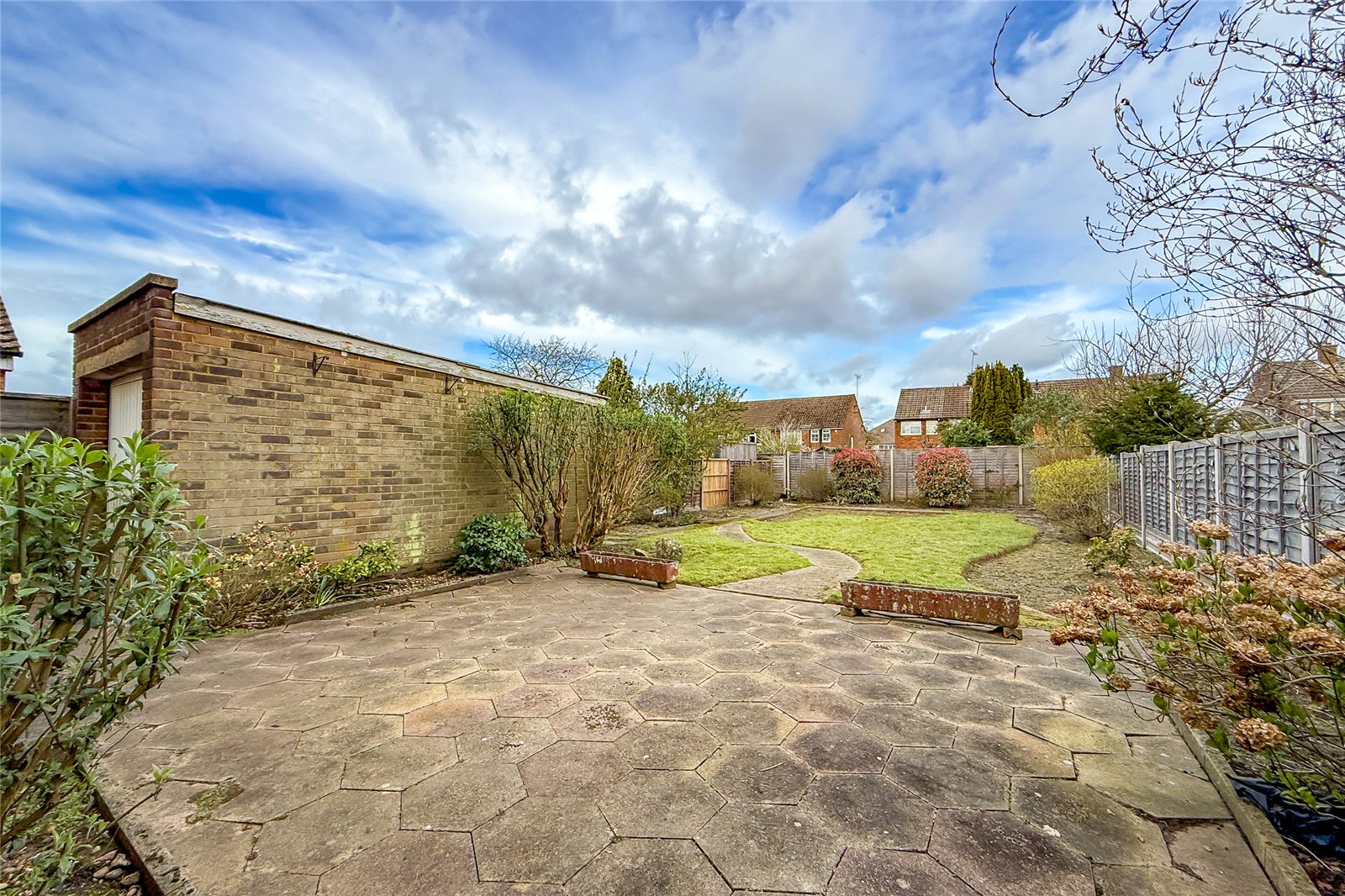 3 bed semi-detached house for sale in St. Vincent Drive, St. Albans, Hertfordshire, AL1  - Property Image 12