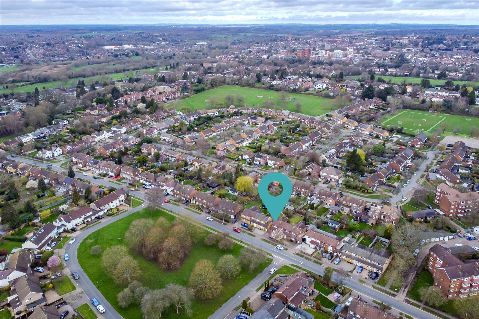 3 bed semi-detached house for sale in St. Vincent Drive, St. Albans, Hertfordshire, AL1  - Property Image 13