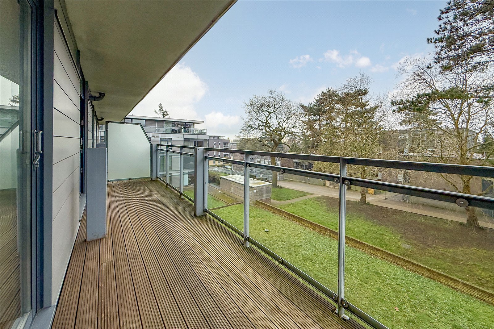 1 bed apartment for sale in Newsom Place, Manor Road, St. Albans, Hertfordshire, AL1 - Property Image 4