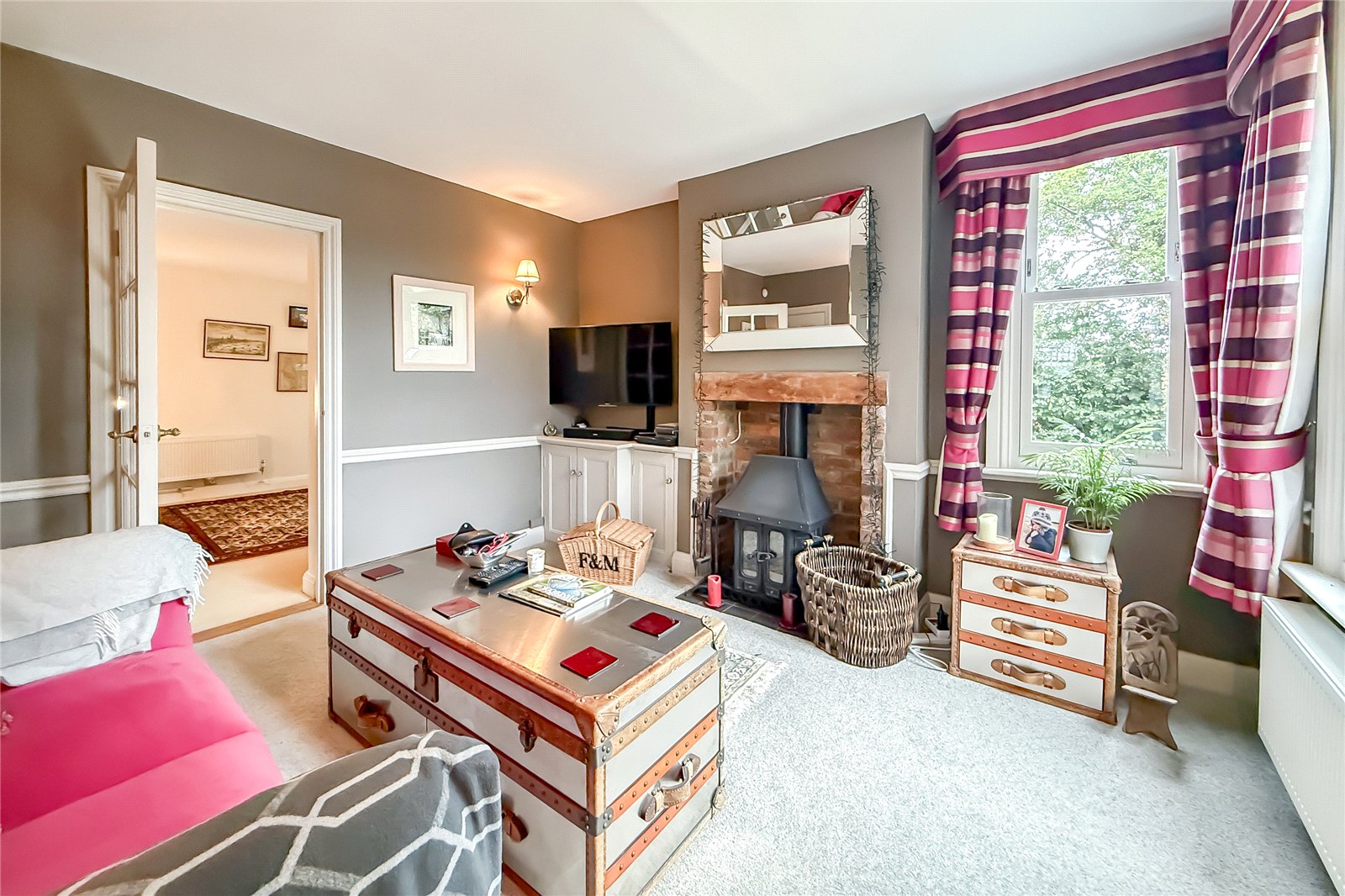 5 bed detached house for sale in Chad Lane, Flamstead, Hertfordshire, AL3 - Property Image 2