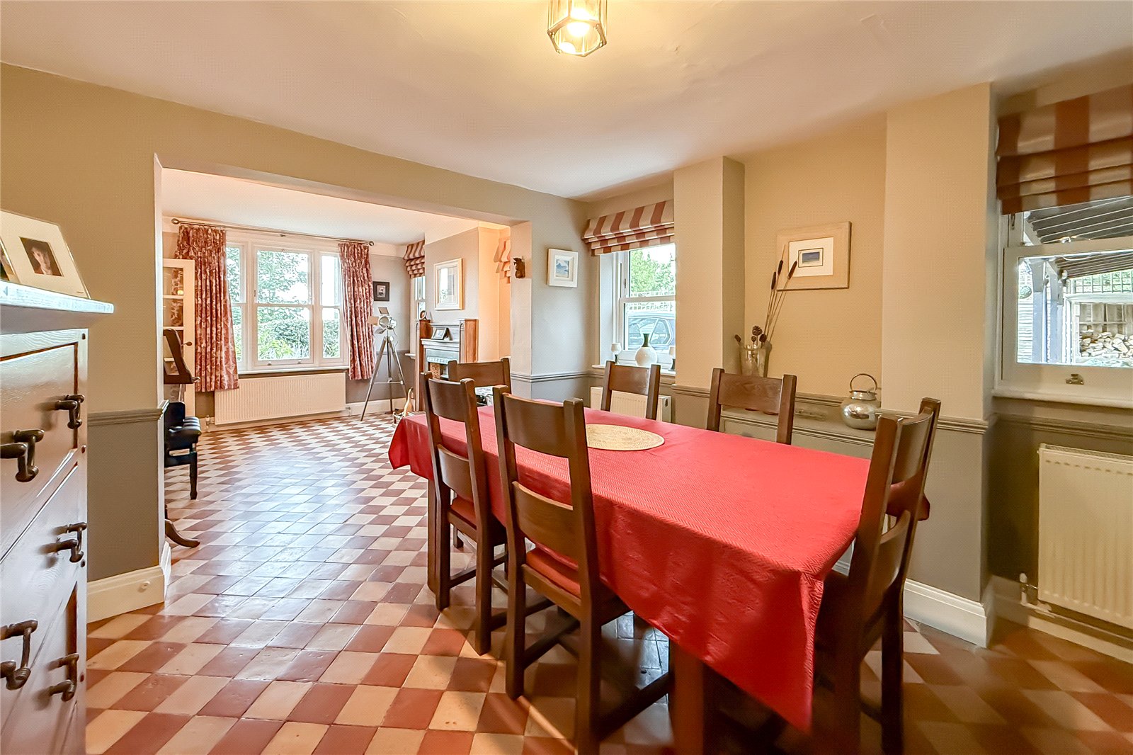 5 bed detached house for sale in Chad Lane, Flamstead, Hertfordshire, AL3 - Property Image 3