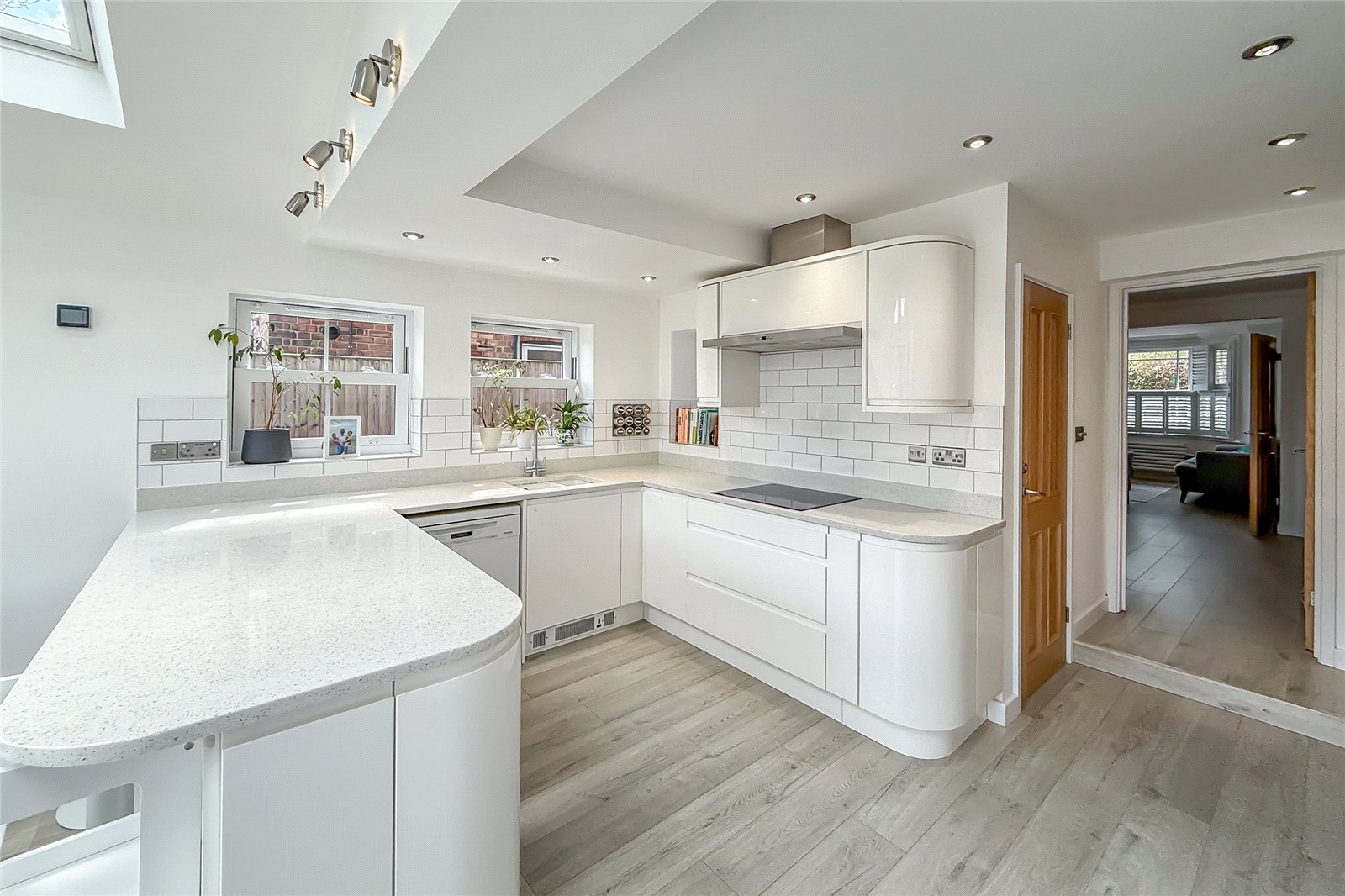 4 bed semi-detached house for sale in Woodstock Road South, St. Albans, Hertfordshire, AL1  - Property Image 3