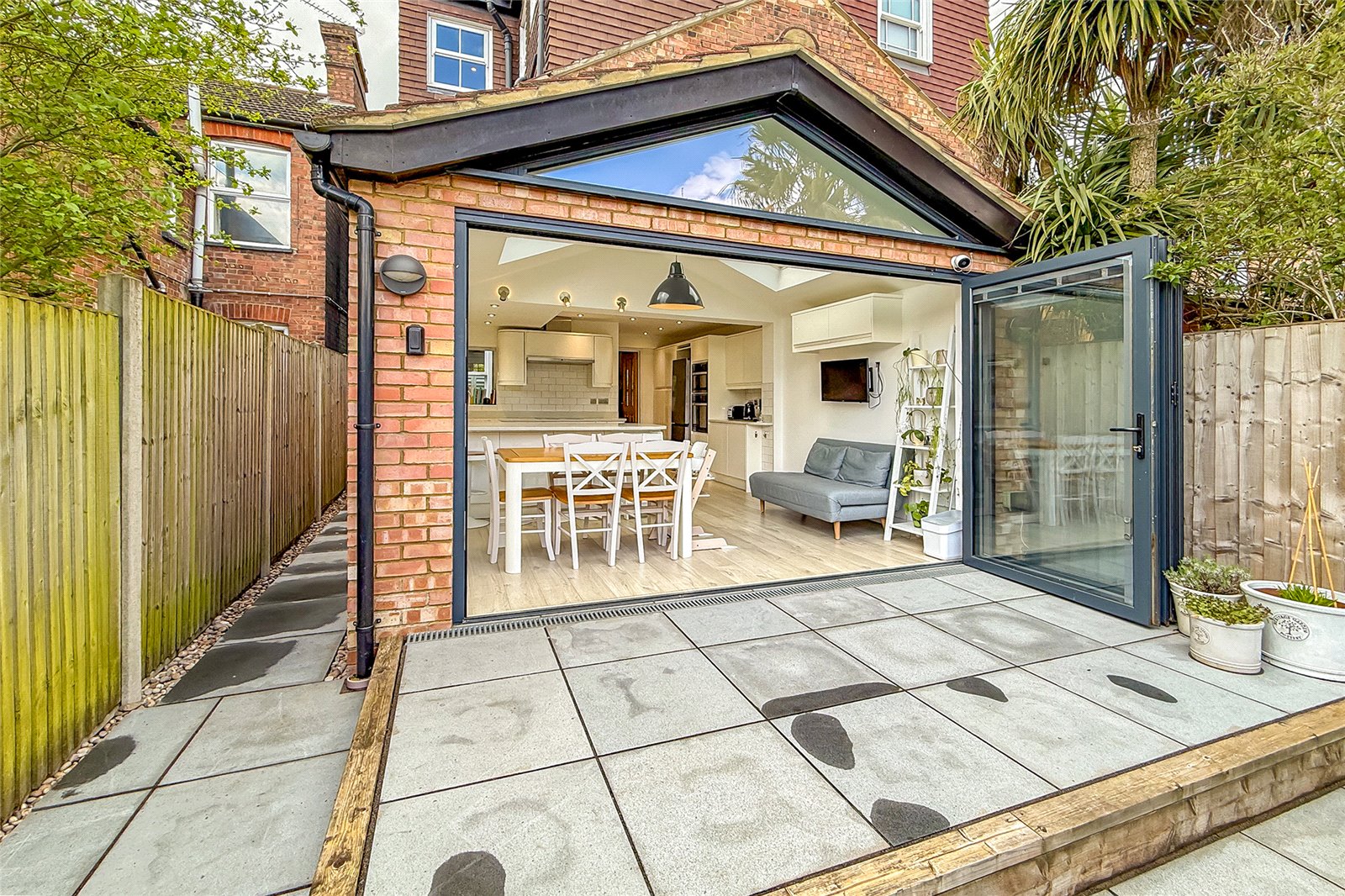 4 bed semi-detached house for sale in Woodstock Road South, St. Albans, Hertfordshire, AL1  - Property Image 14