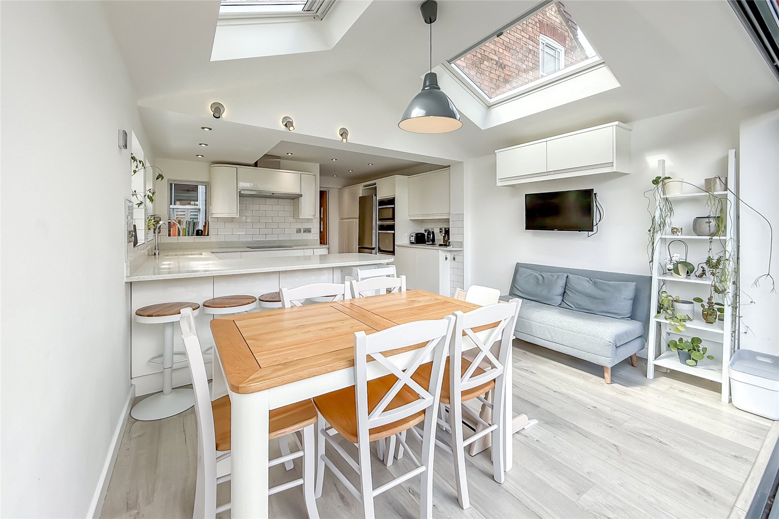 4 bed semi-detached house for sale in Woodstock Road South, St. Albans, Hertfordshire, AL1  - Property Image 18