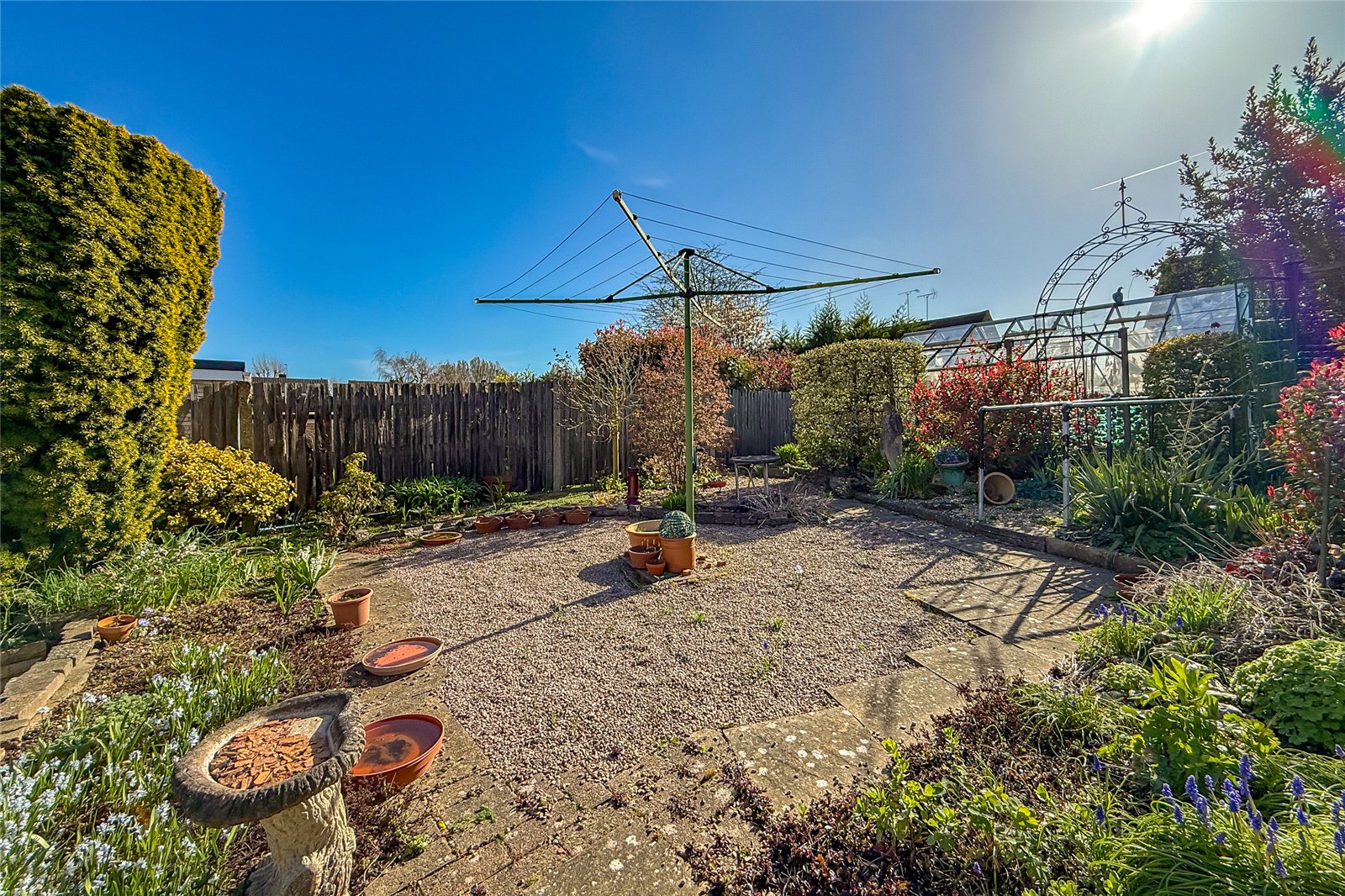 2 bed semi-detached bungalow for sale in Chiltern Road, St. Albans, Hertfordshire, AL4 - Property Image 17