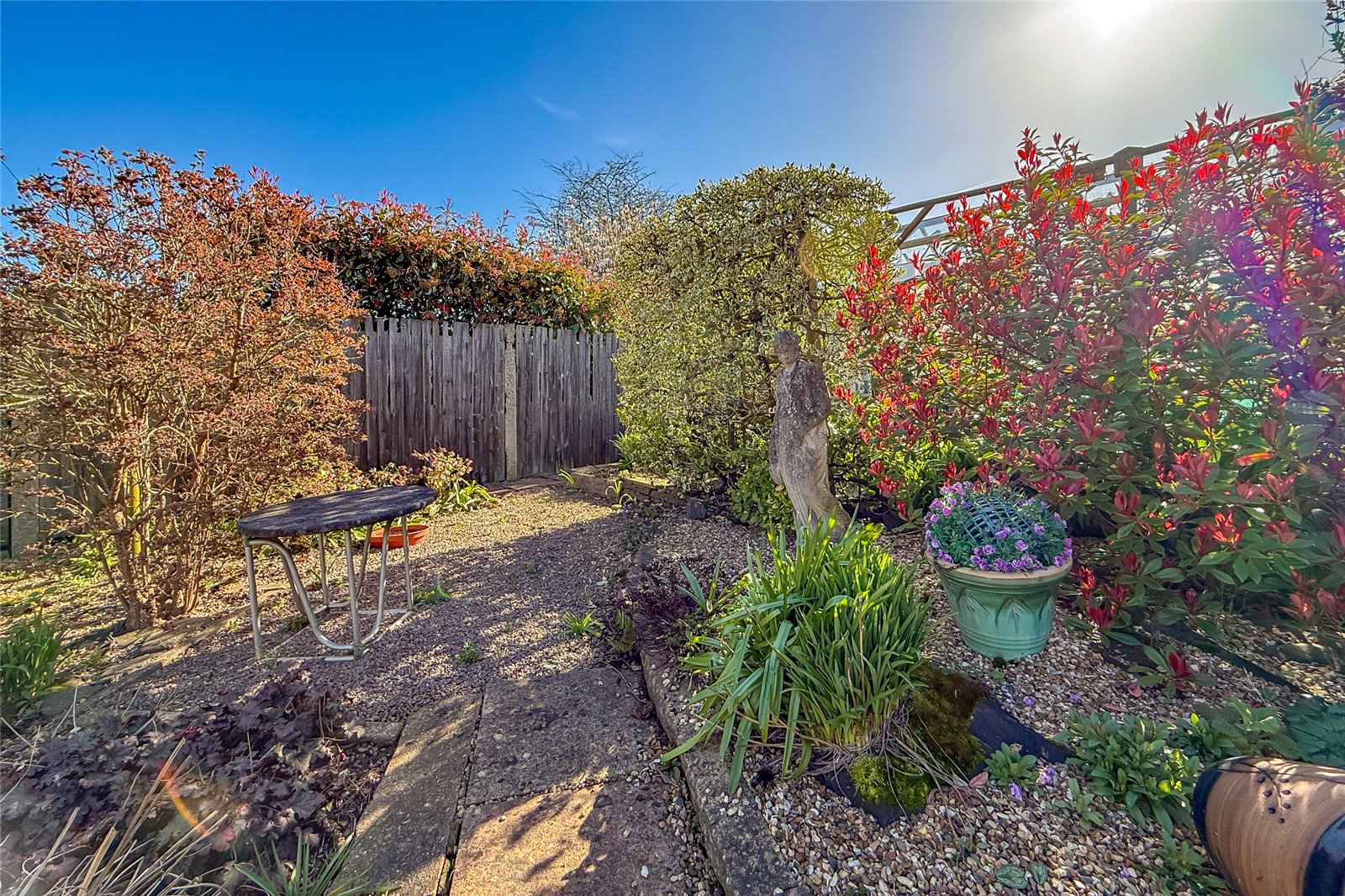 2 bed semi-detached bungalow for sale in Chiltern Road, St. Albans, Hertfordshire, AL4 - Property Image 19