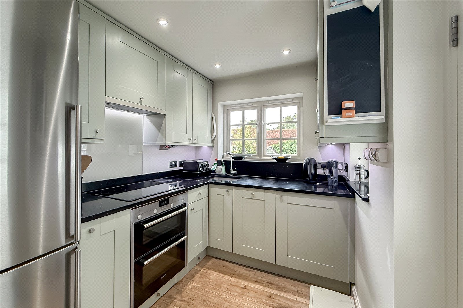 2 bed semi-detached house for sale in Albert Street, St. Albans, Hertfordshire, AL1 - Property Image 2