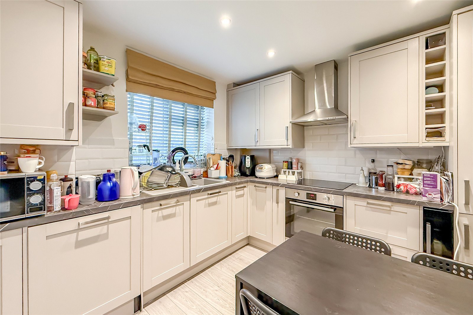 3 bed ground floor maisonette for sale in Hughenden Road, St. Albans, Hertfordshire, AL4  - Property Image 3