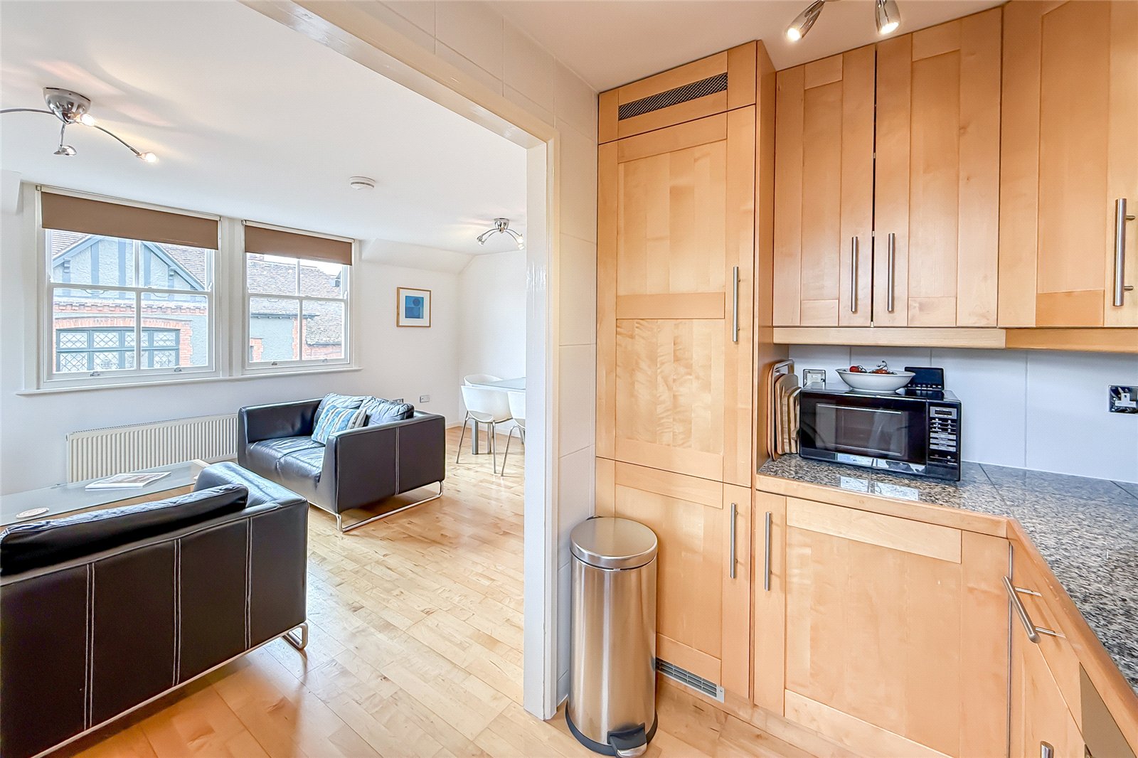 2 bed apartment for sale in London Road, St. Albans, Hertfordshire, AL1  - Property Image 3
