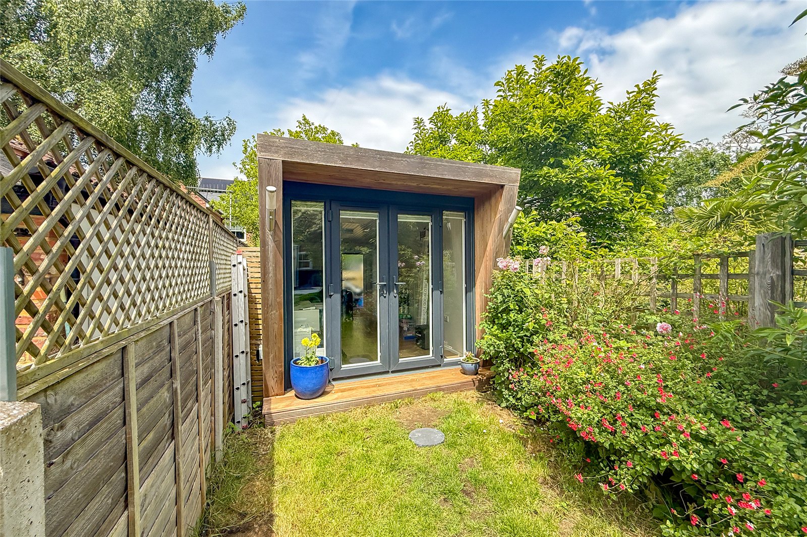 2 bed terraced house for sale in Church Street, St. Albans, Hertfordshire, AL3 - Property Image 12