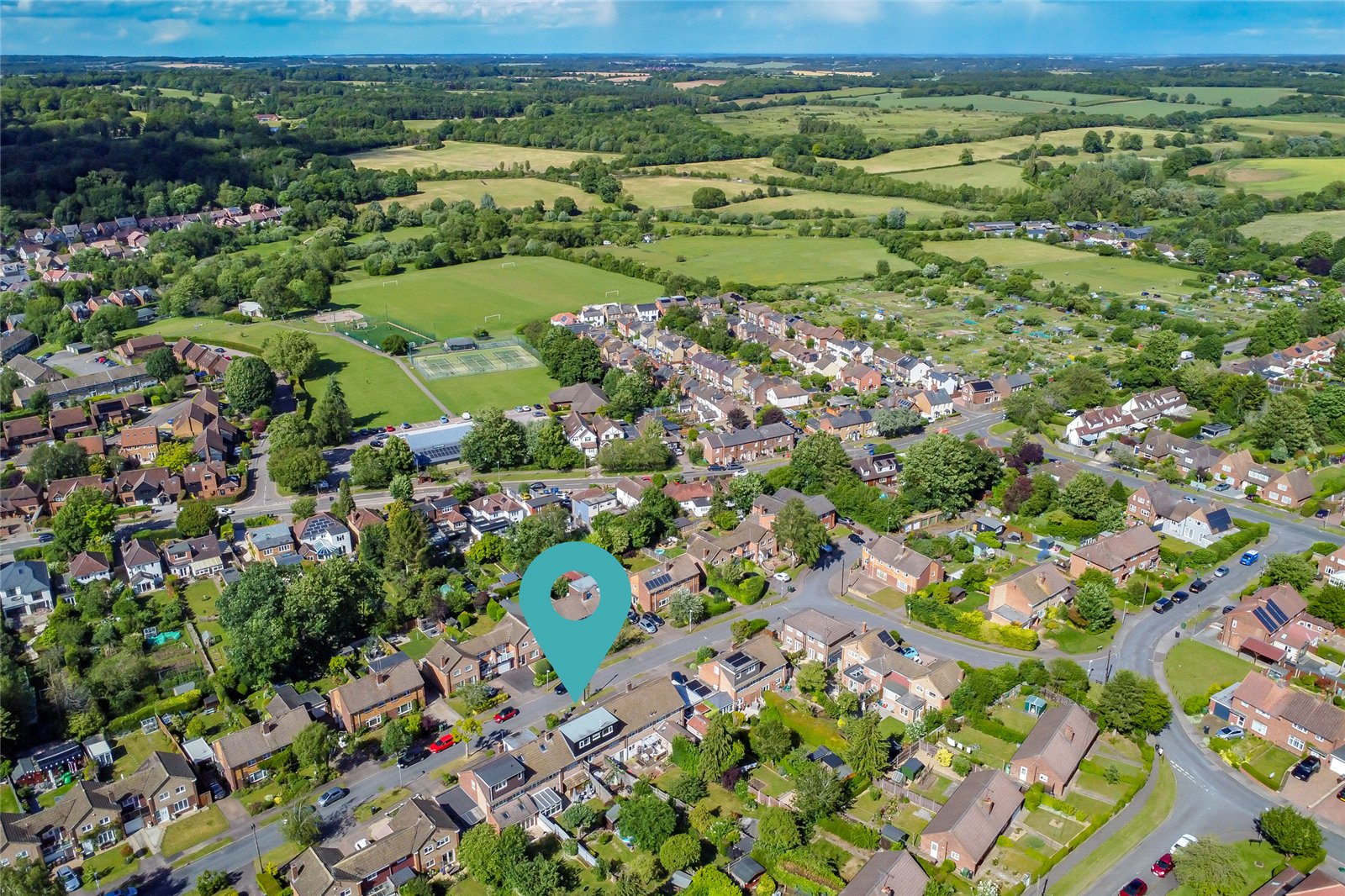 3 bed terraced house for sale in Garrard Way, Wheathampstead, Hertfordshire, AL4 - Property Image 12