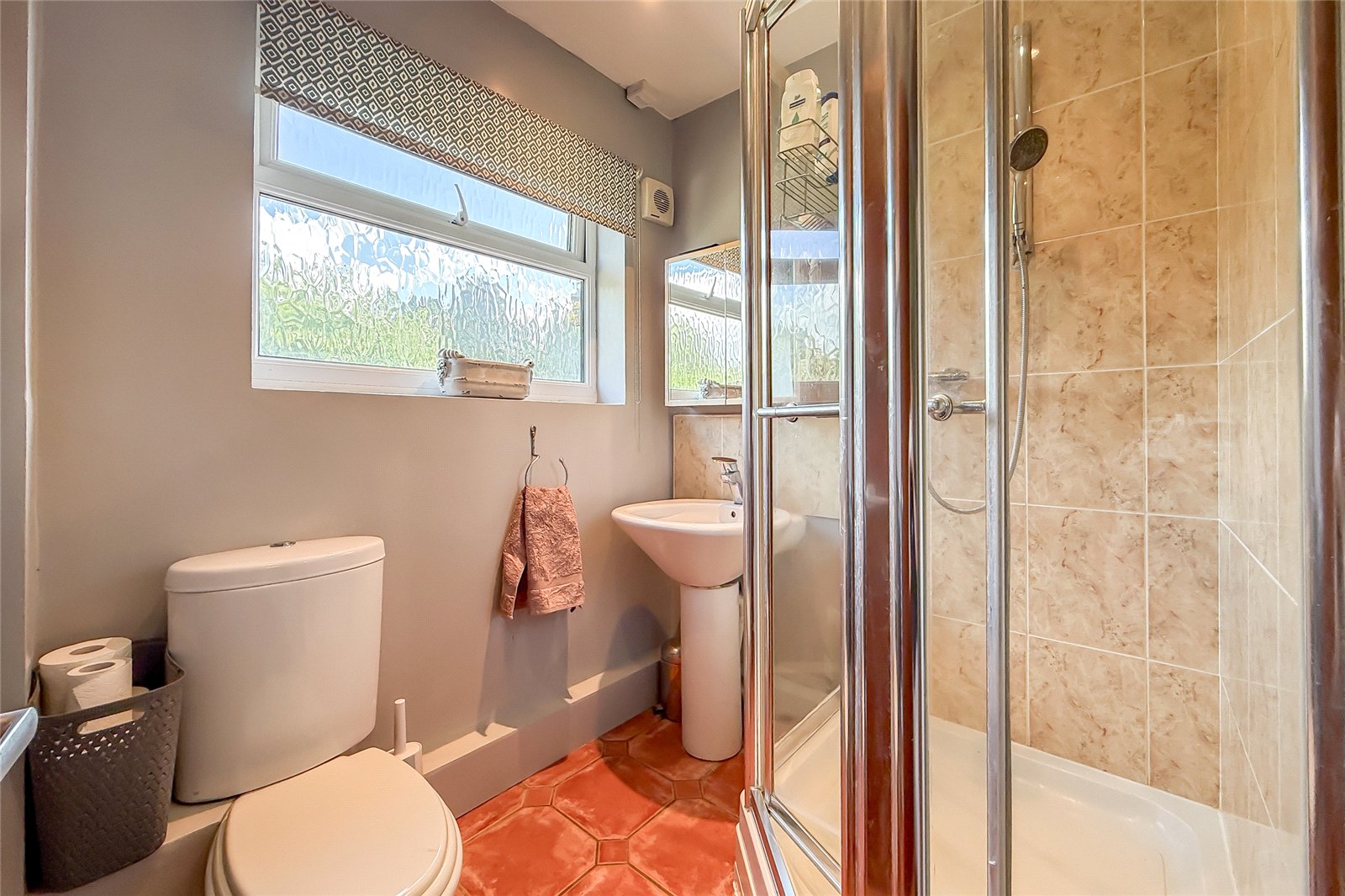 3 bed terraced house for sale in Garrard Way, Wheathampstead, Hertfordshire, AL4 - Property Image 17