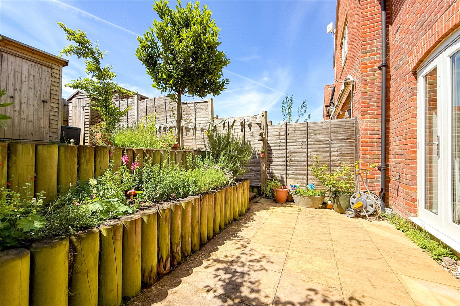 2 bed end of terrace house for sale in Humbers Hoe, Markyate, Hertfordshire, AL3 - Property Image 22