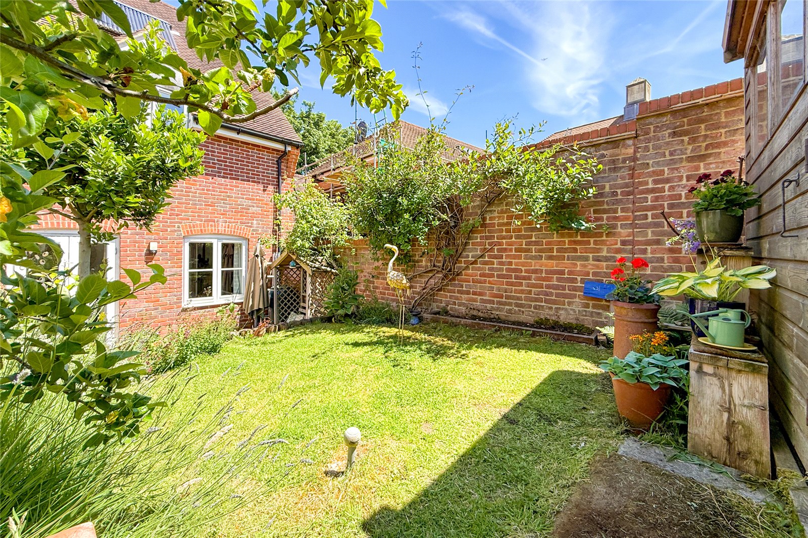 2 bed end of terrace house for sale in Humbers Hoe, Markyate, Hertfordshire, AL3 - Property Image 13
