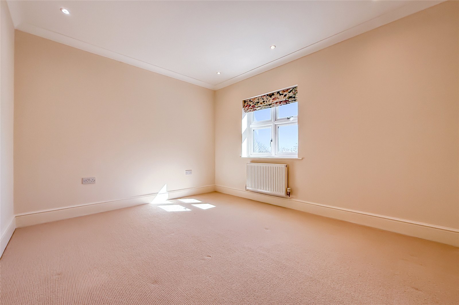 6 bed detached house for sale in Lancaster Road, St. Albans, Hertfordshire, AL1  - Property Image 22