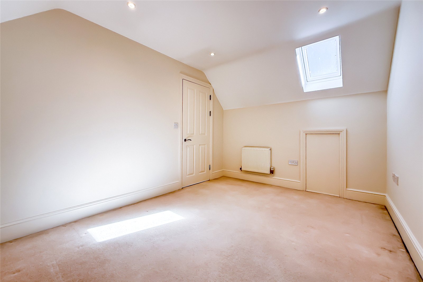 6 bed detached house for sale in Lancaster Road, St. Albans, Hertfordshire, AL1  - Property Image 24