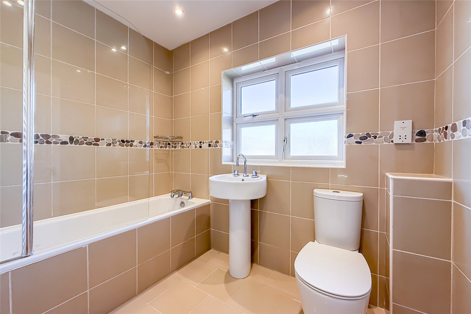 6 bed detached house for sale in Lancaster Road, St. Albans, Hertfordshire, AL1  - Property Image 26