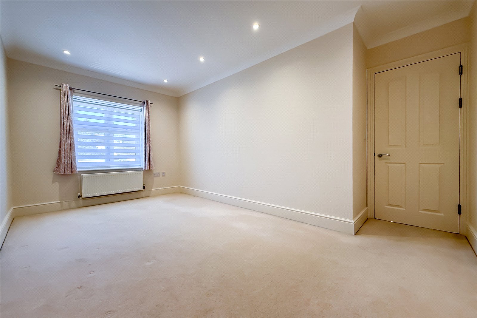 6 bed detached house for sale in Lancaster Road, St. Albans, Hertfordshire, AL1  - Property Image 23