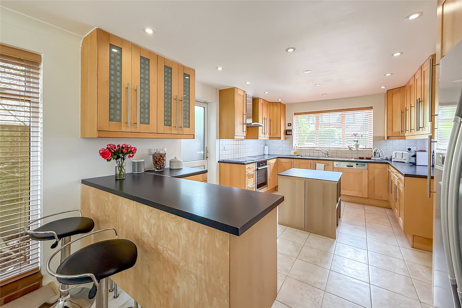 4 bed detached house for sale in Nelson Avenue, St. Albans, Hertfordshire, AL1 - Property Image 2