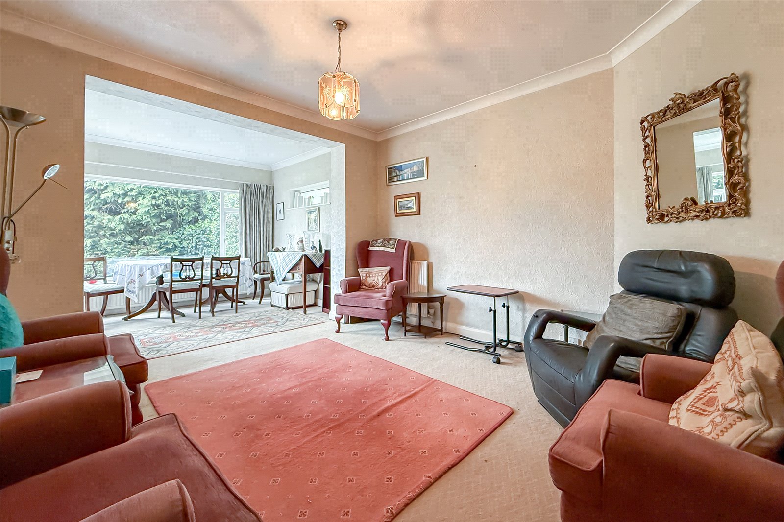 2 bed semi-detached bungalow for sale in Hollybush Avenue, St. Albans, Hertfordshire, AL2 - Property Image 4