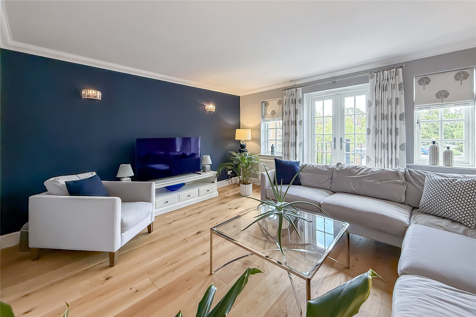 4 bed terraced house for sale in Chime Square, St. Albans, Hertfordshire, AL3  - Property Image 4