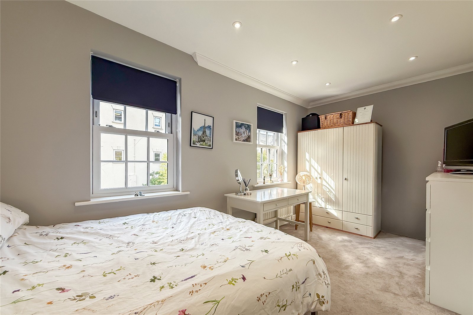 4 bed terraced house for sale in Chime Square, St. Albans, Hertfordshire, AL3  - Property Image 7