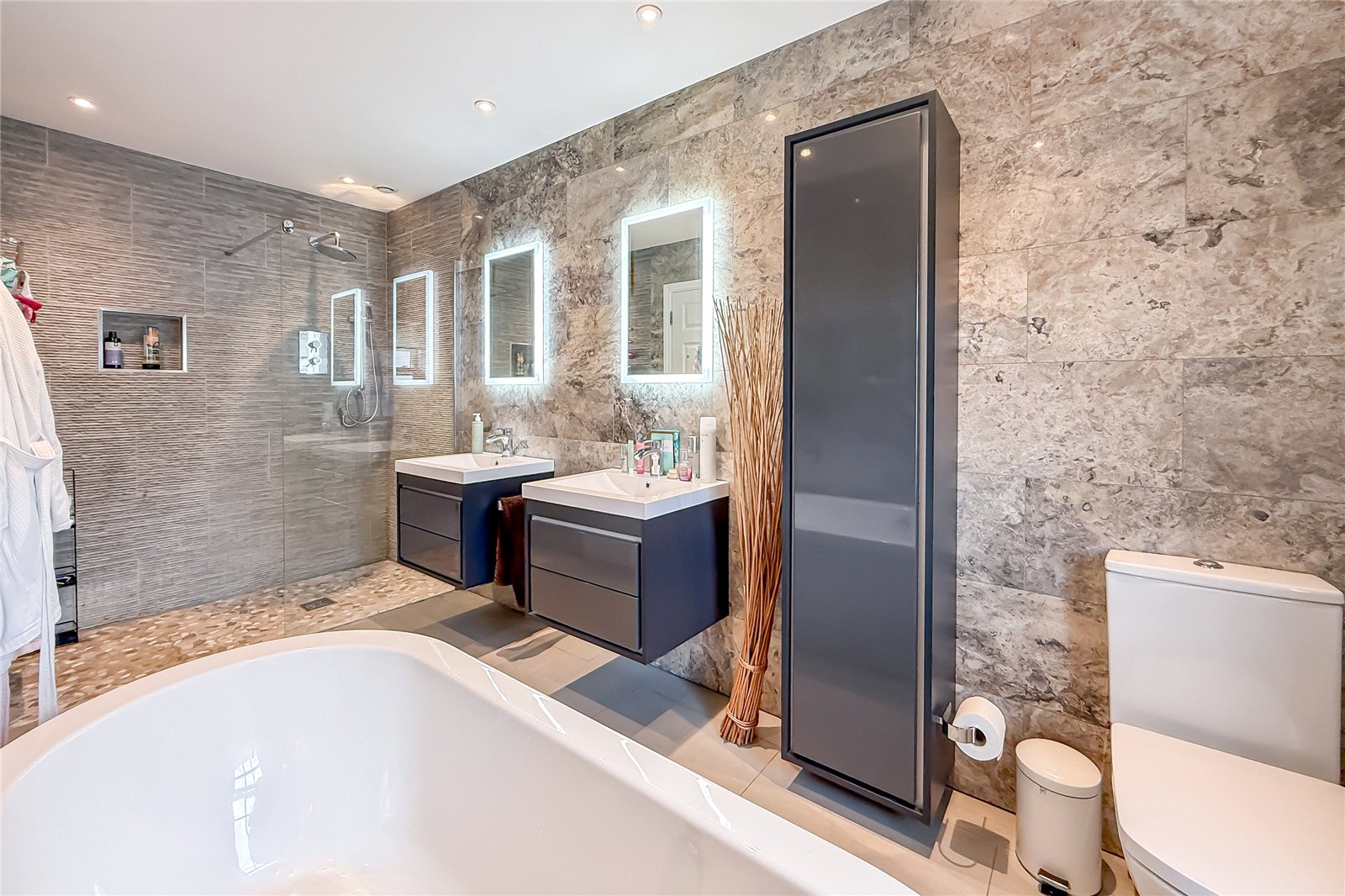 4 bed terraced house for sale in Chime Square, St. Albans, Hertfordshire, AL3  - Property Image 22