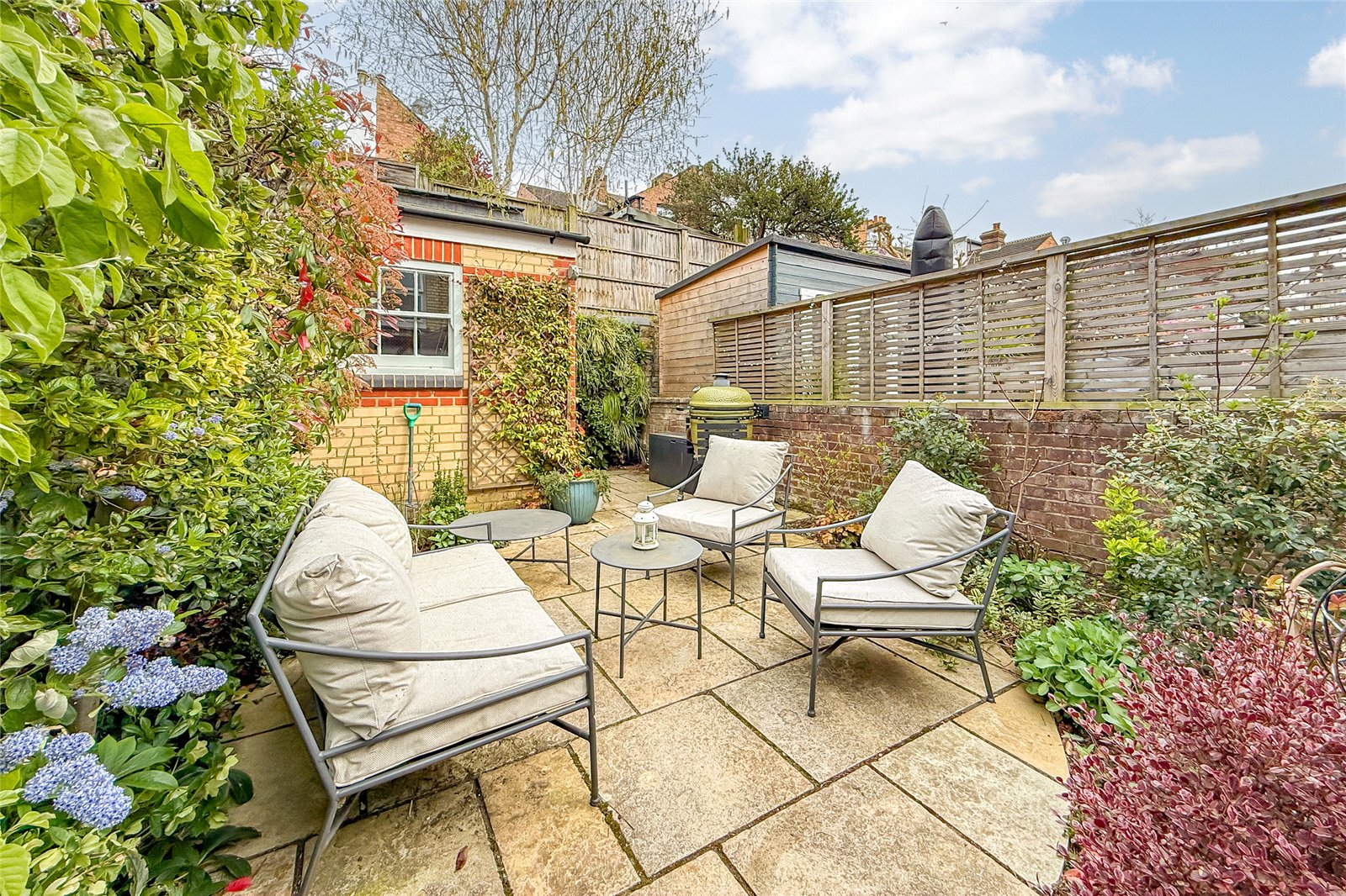 2 bed end of terrace house for sale in Oster Street, St. Albans, Hertfordshire, AL3  - Property Image 10