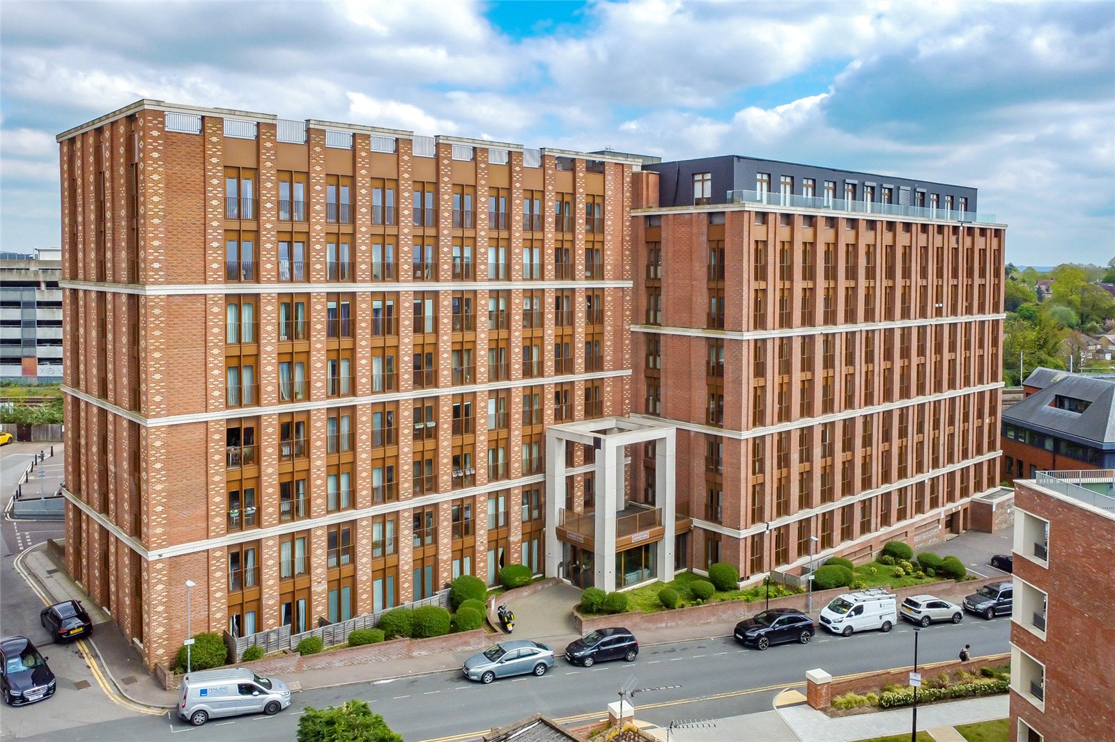 2 bed apartment for sale in Grosvenor Road, St. Albans, Hertfordshire, AL1