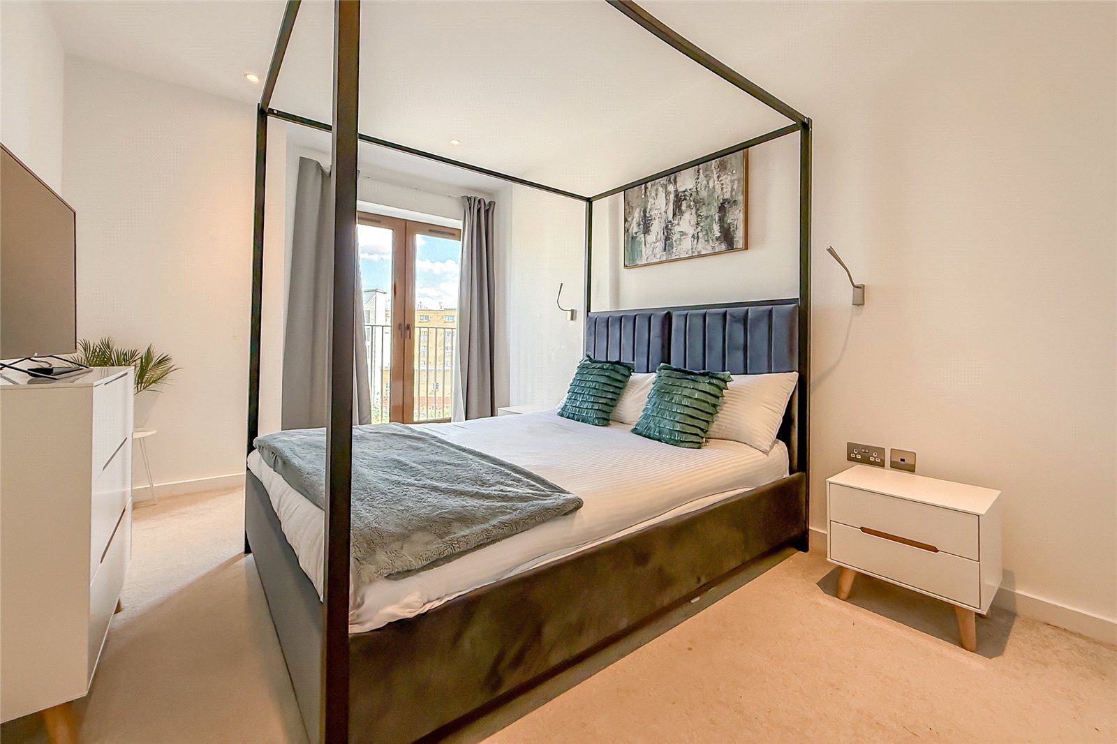 2 bed apartment for sale in Grosvenor Road, St. Albans, Hertfordshire, AL1  - Property Image 5