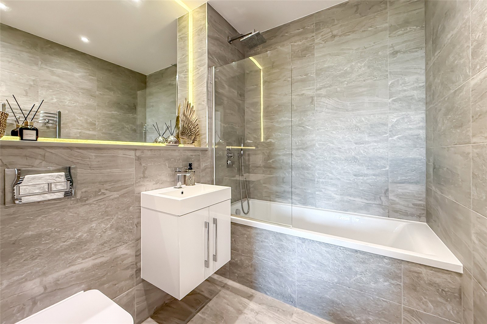 2 bed apartment for sale in Grosvenor Road, St. Albans, Hertfordshire, AL1  - Property Image 7