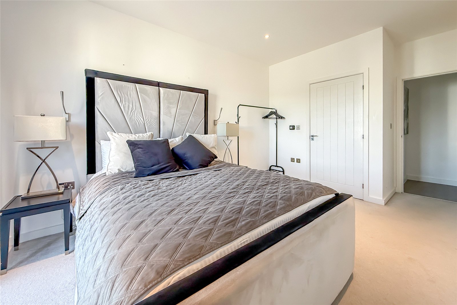 2 bed apartment for sale in Grosvenor Road, St. Albans, Hertfordshire, AL1  - Property Image 9