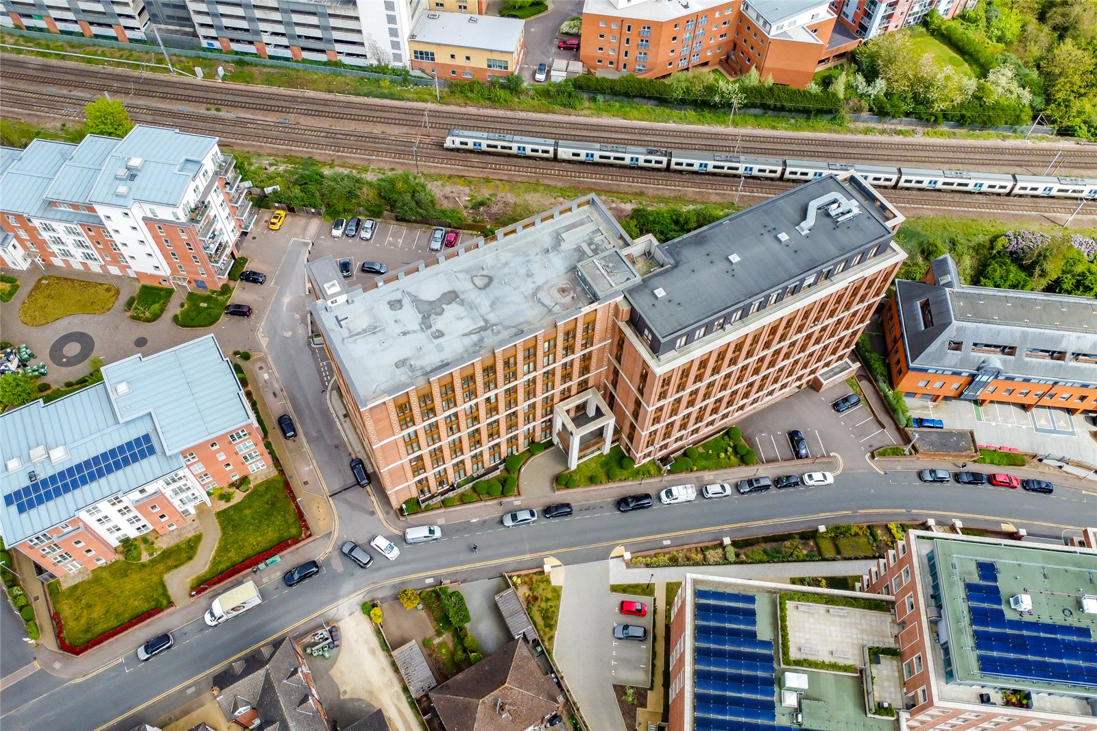 2 bed apartment for sale in Grosvenor Road, St. Albans, Hertfordshire, AL1  - Property Image 12