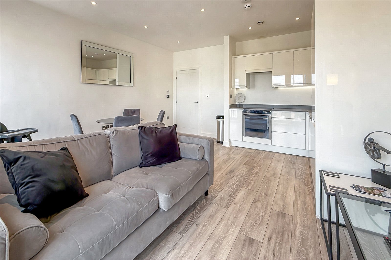 2 bed apartment for sale in Grosvenor Road, St. Albans, Hertfordshire, AL1  - Property Image 13