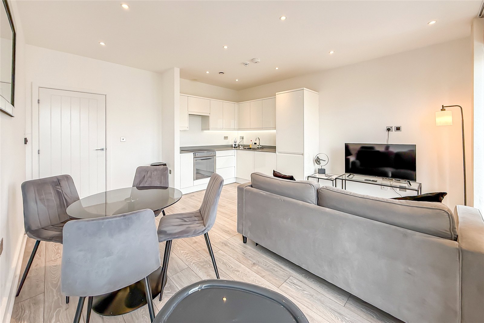 2 bed apartment for sale in Grosvenor Road, St. Albans, Hertfordshire, AL1  - Property Image 14