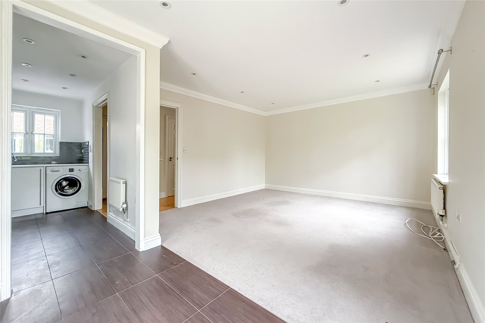 2 bed semi-detached house for sale in Lavender Crescent, St. Albans, Hertfordshire, AL3 - Property Image 5