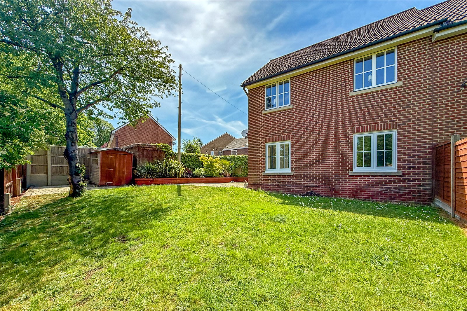 2 bed semi-detached house for sale in Lavender Crescent, St. Albans, Hertfordshire, AL3 - Property Image 12