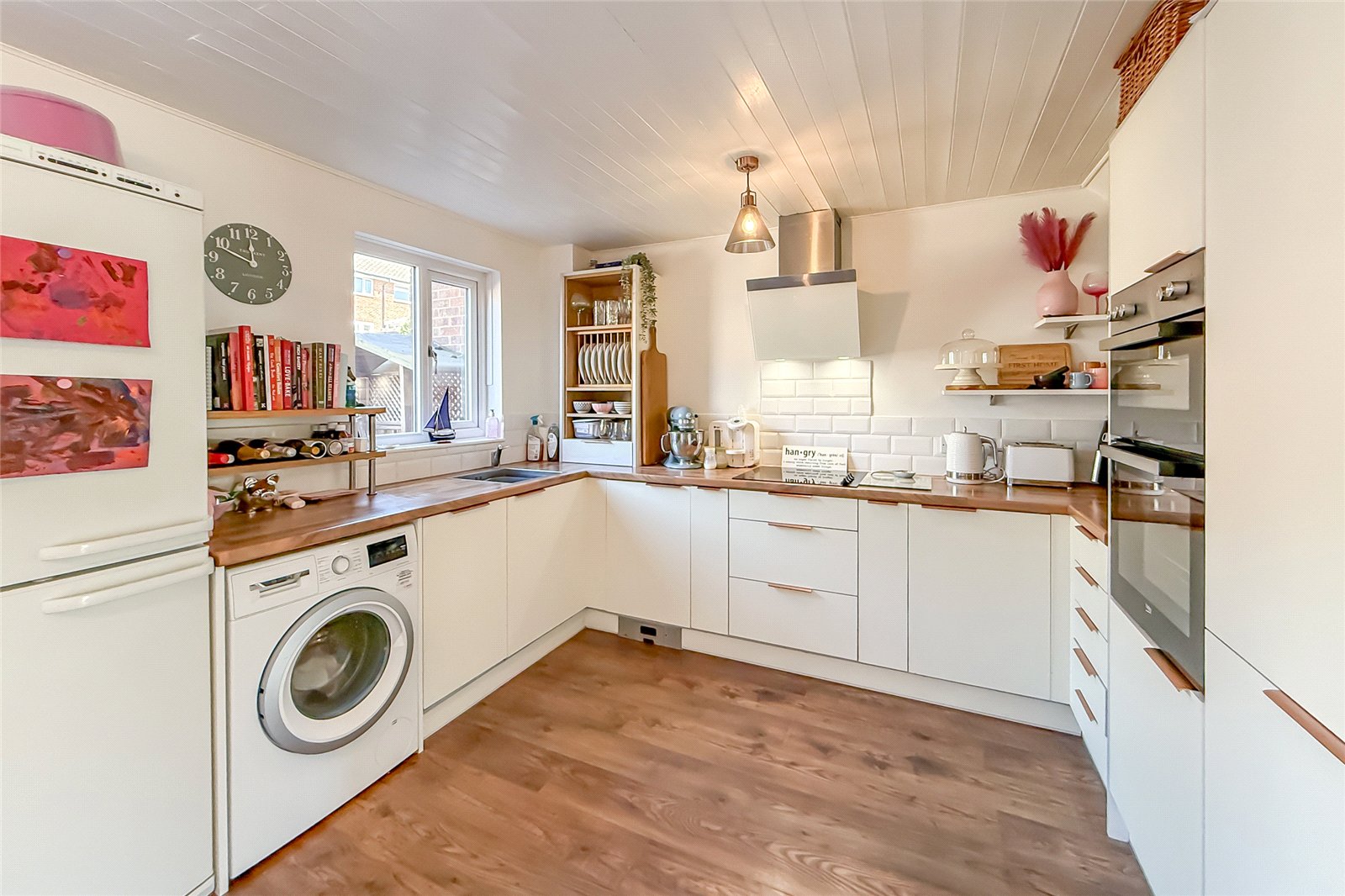 3 bed terraced house for sale in Buckwood Road, Markyate, Hertfordshire, AL3 - Property Image 4