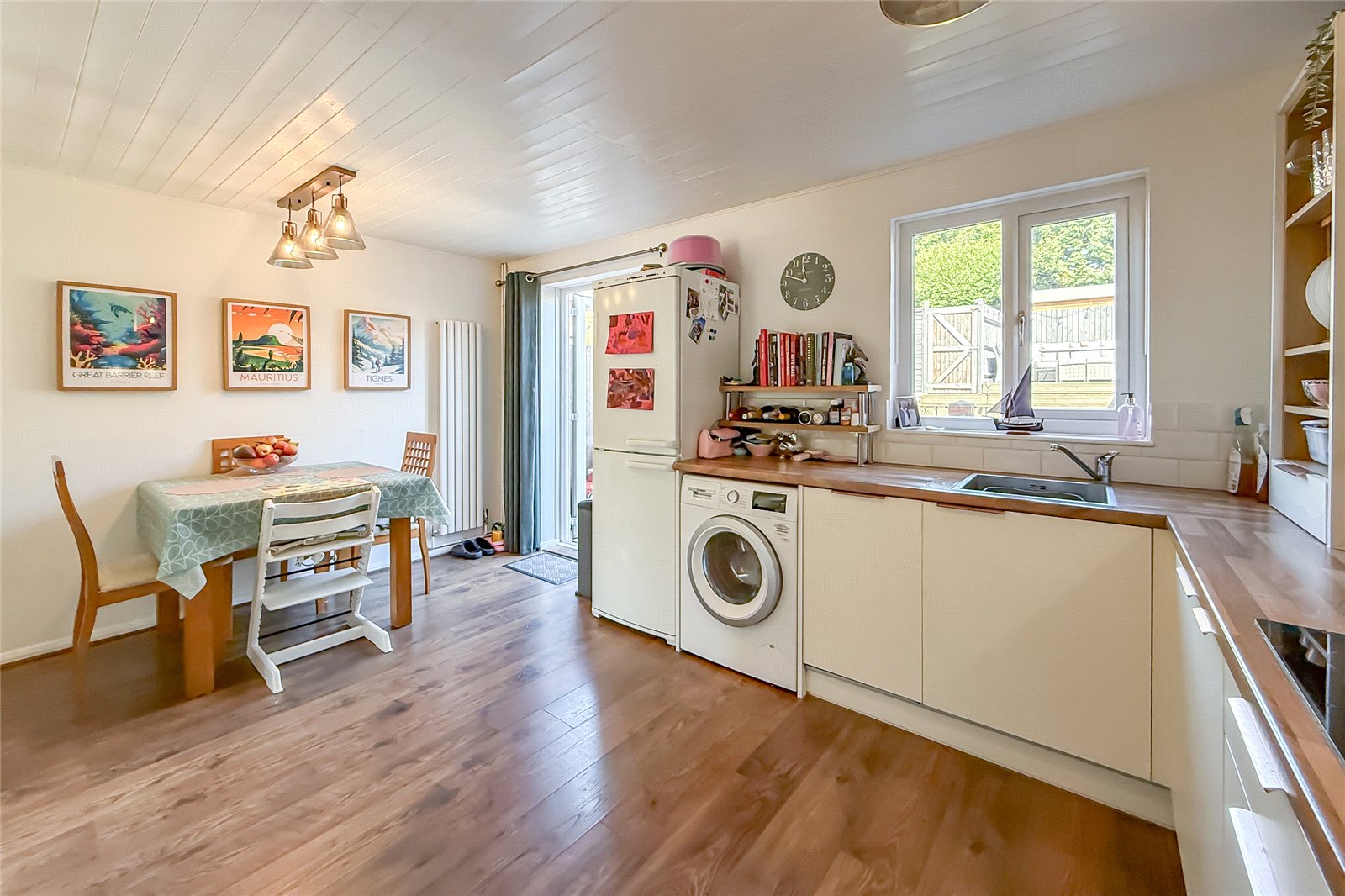 3 bed terraced house for sale in Buckwood Road, Markyate, Hertfordshire, AL3 - Property Image 5
