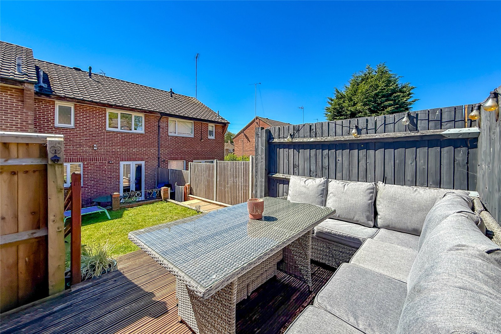 3 bed terraced house for sale in Buckwood Road, Markyate, Hertfordshire, AL3 - Property Image 9