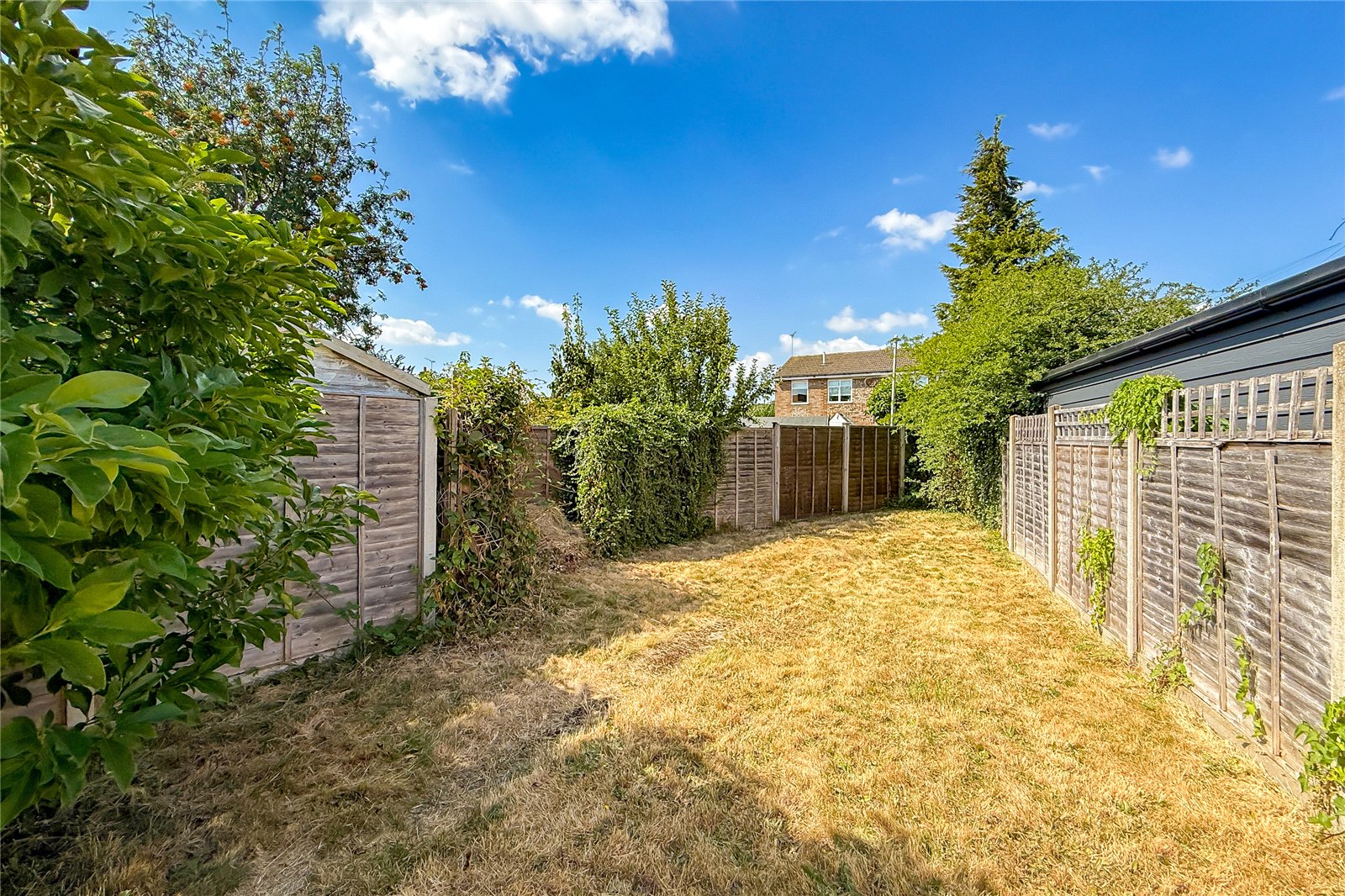 3 bed semi-detached house for sale in Roestock Gardens, Colney Heath, St. Albans, Hertfordshire, AL4  - Property Image 3