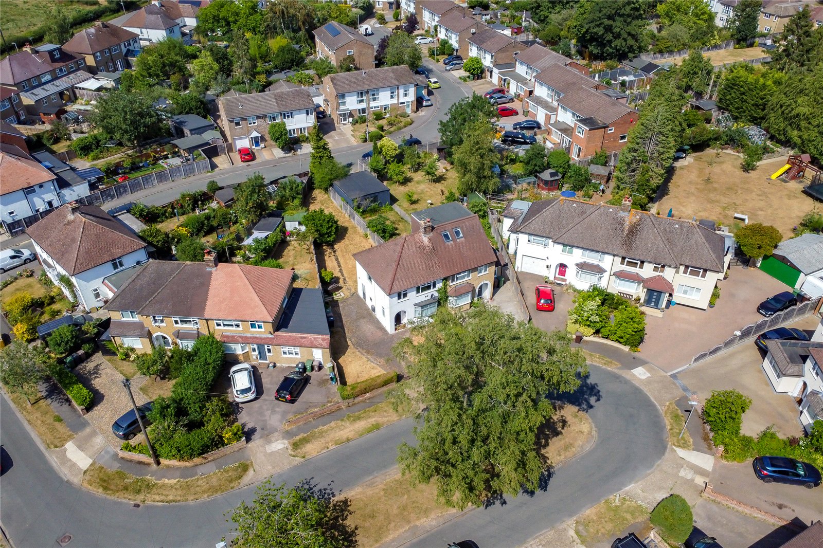 3 bed semi-detached house for sale in Roestock Gardens, Colney Heath, St. Albans, Hertfordshire, AL4  - Property Image 14