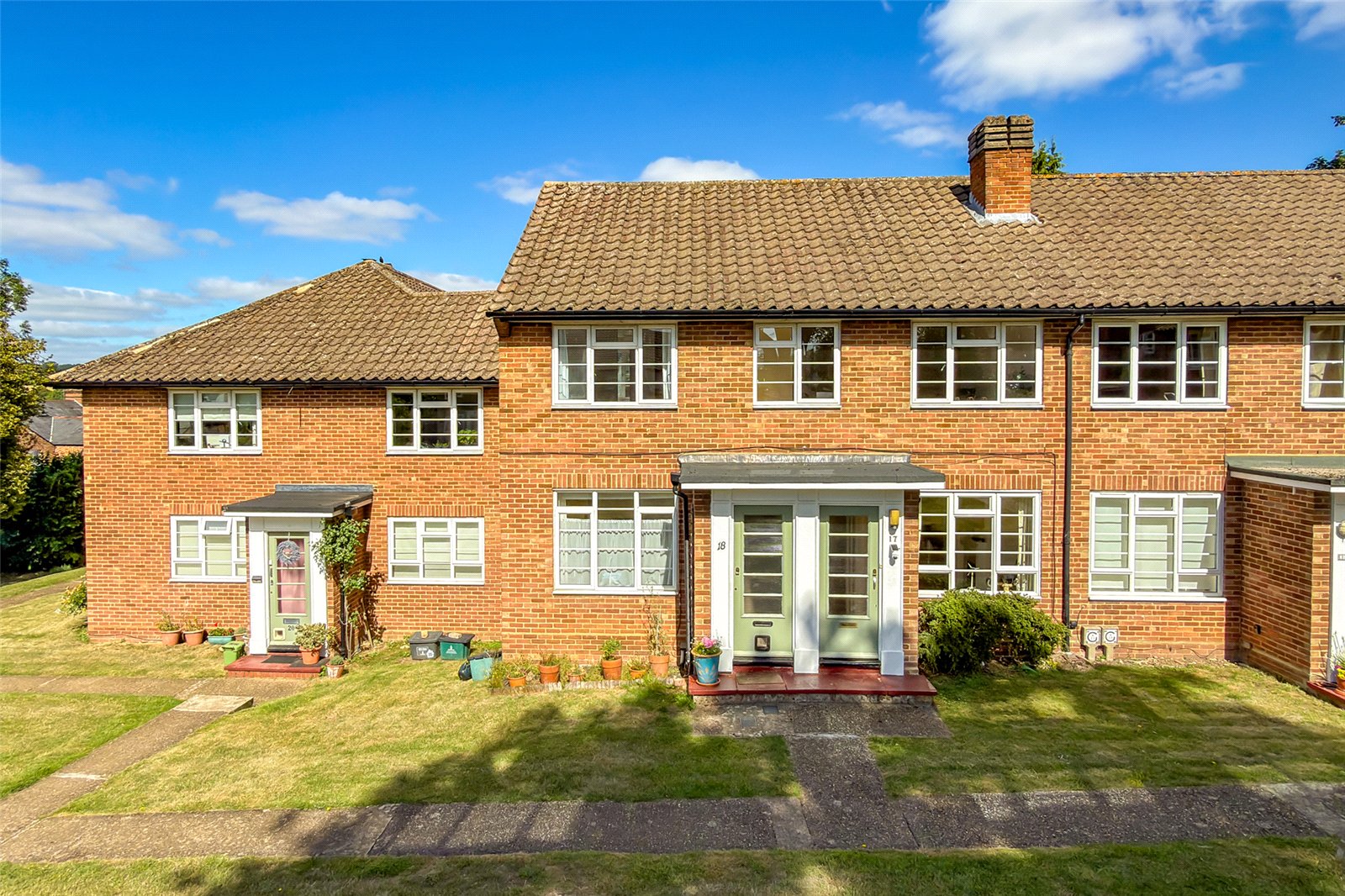 2 bed maisonette for sale in The Lawns, Mount Pleasant, St. Albans, Hertfordshire, AL3