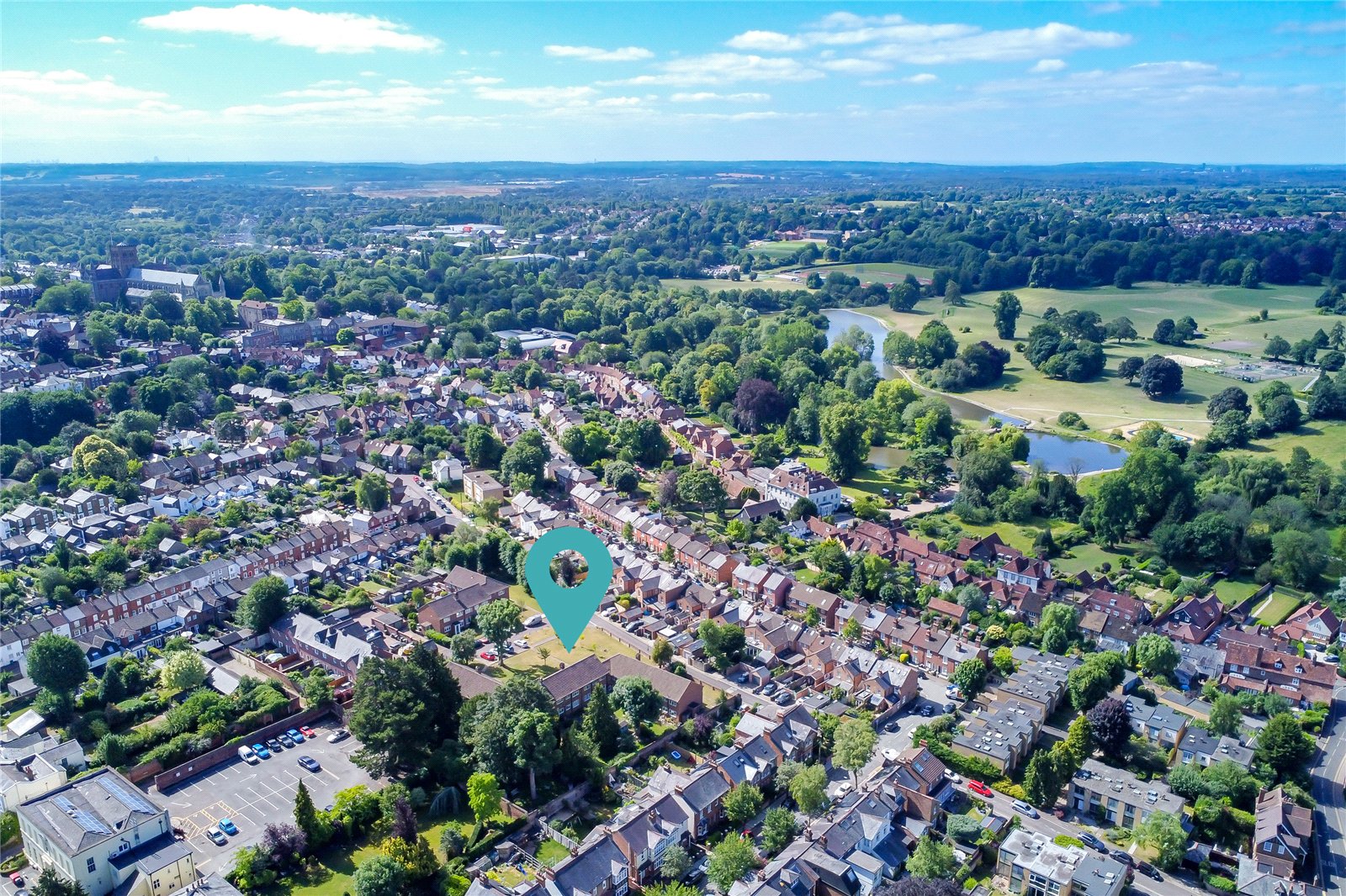2 bed maisonette for sale in The Lawns, Mount Pleasant, St. Albans, Hertfordshire, AL3 - Property Image 9