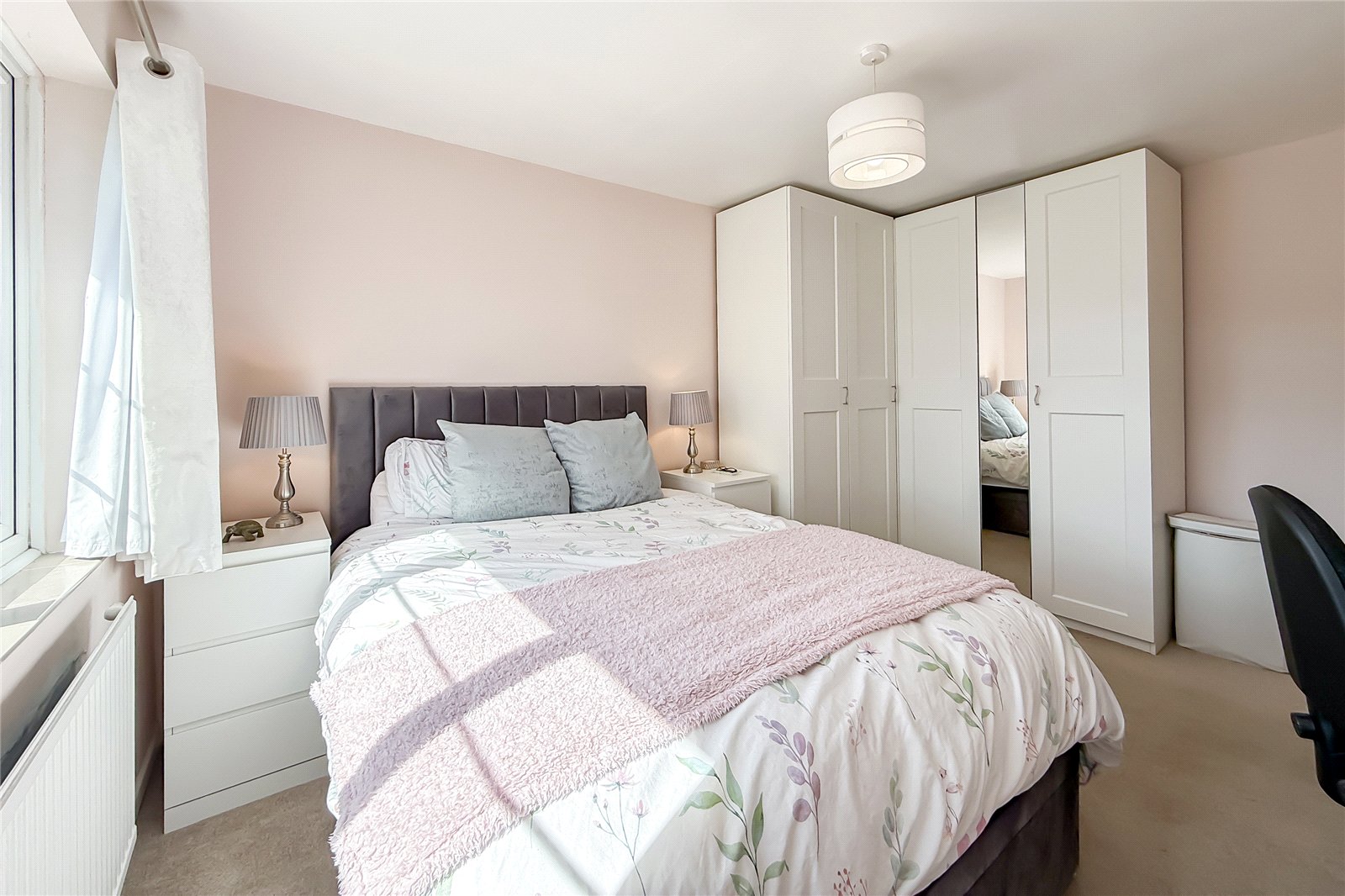 2 bed maisonette for sale in The Lawns, Mount Pleasant, St. Albans, Hertfordshire, AL3 - Property Image 15