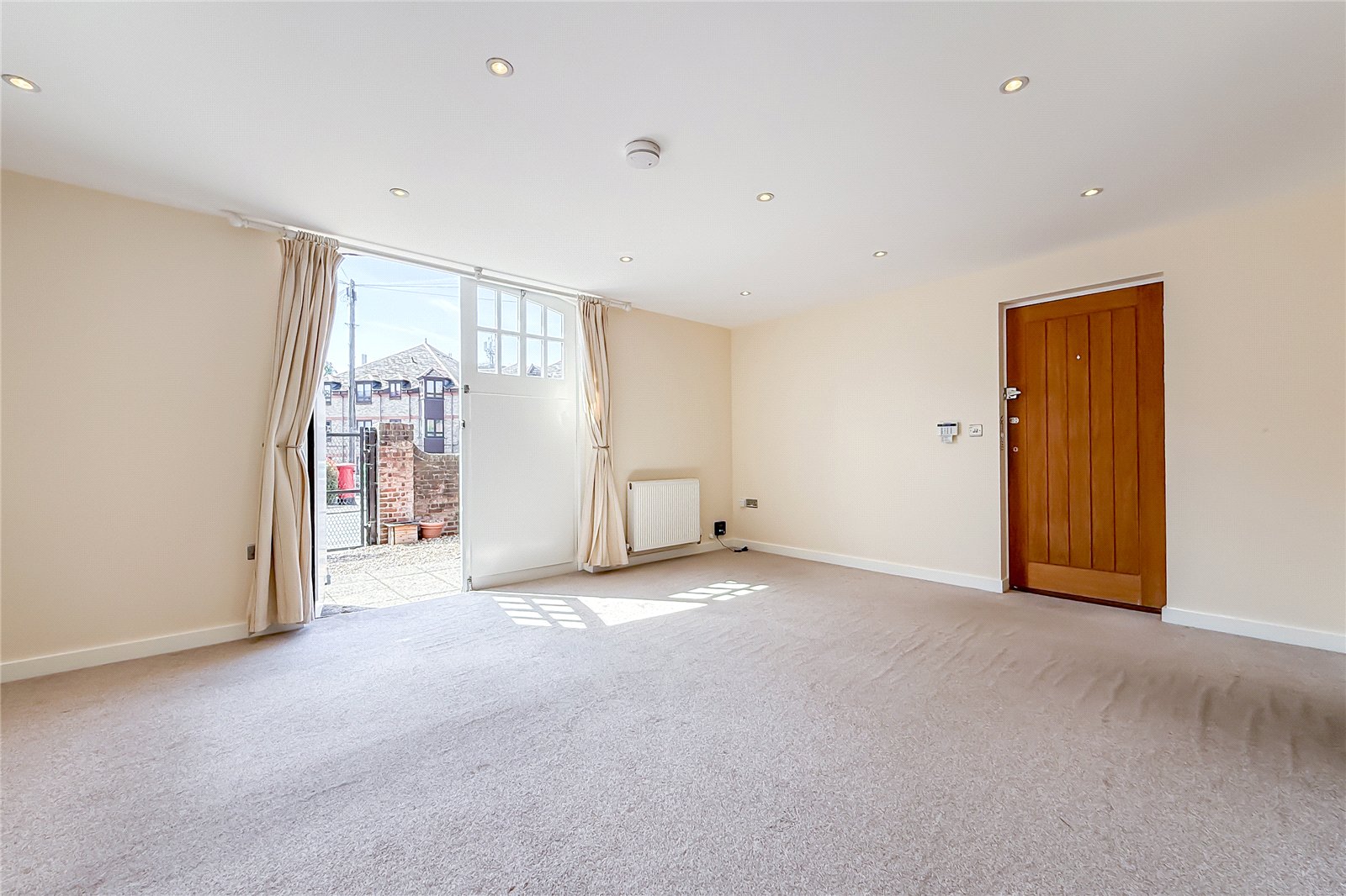 2 bed ground floor flat for sale in St. Peters Road, St. Albans, Hertfordshire, AL1  - Property Image 16
