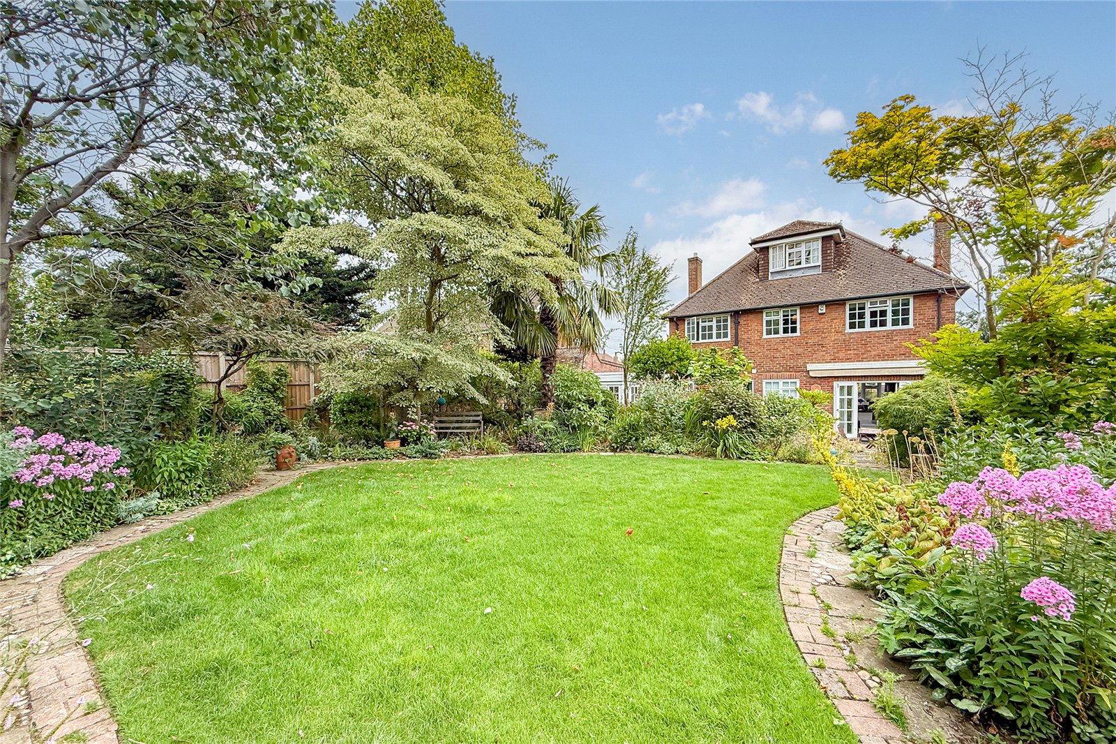 4 bed detached house for sale in Lancaster Road, St. Albans, Hertfordshire, AL1  - Property Image 12