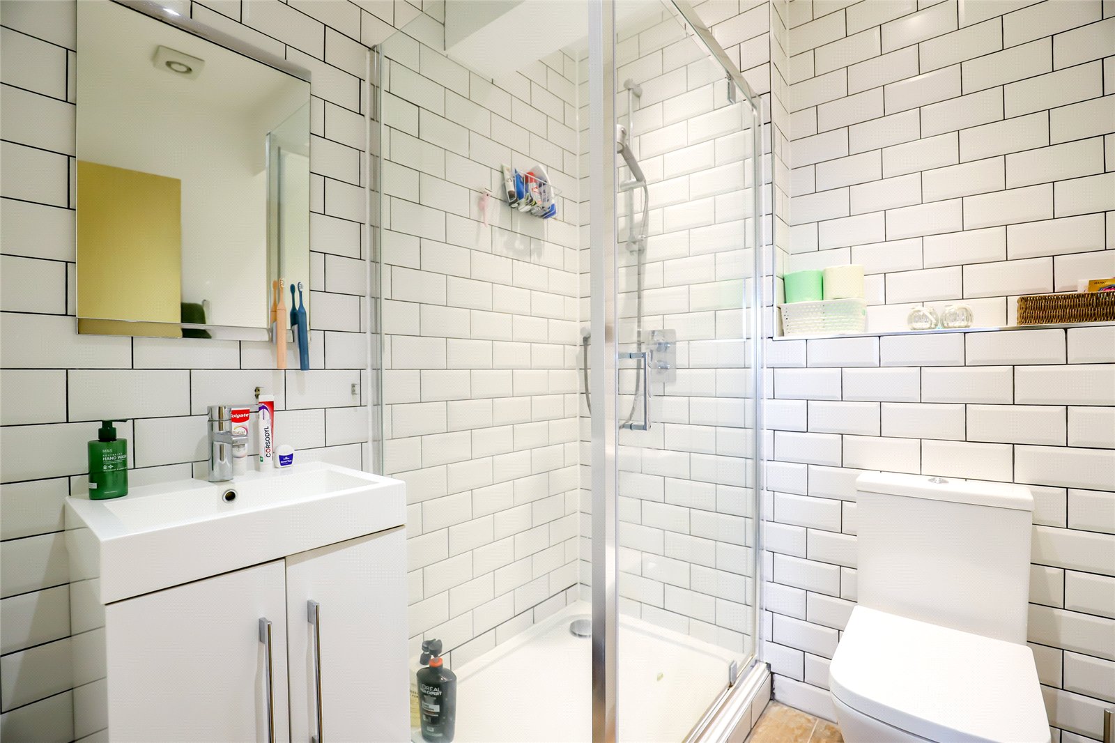 2 bed apartment for sale in Russet Drive, St. Albans, Hertfordshire, AL4  - Property Image 5