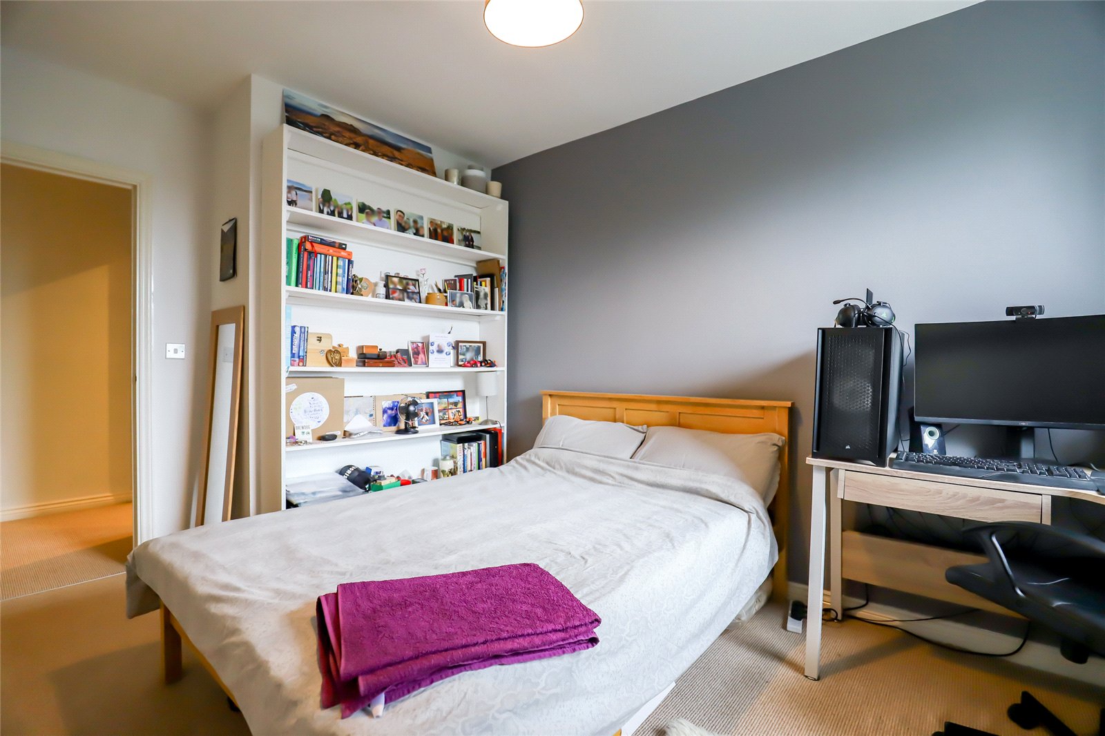 2 bed apartment for sale in Russet Drive, St. Albans, Hertfordshire, AL4  - Property Image 7