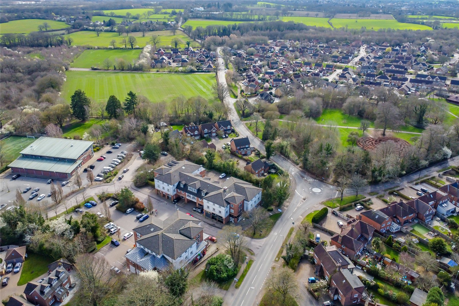 2 bed apartment for sale in Russet Drive, St. Albans, Hertfordshire, AL4  - Property Image 8